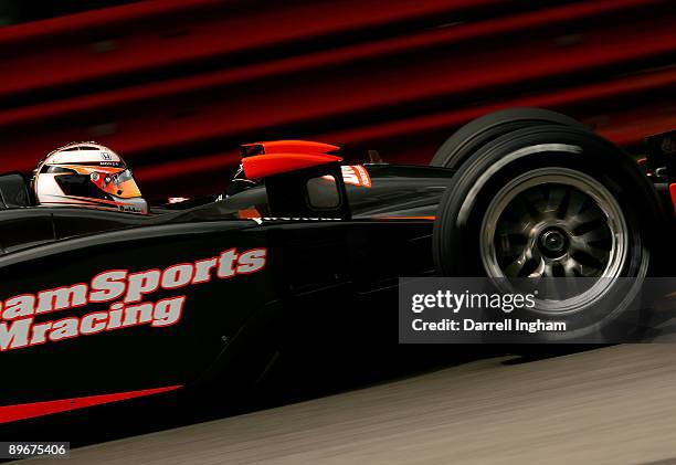 Robert Doornbos drives the HVM Racing Dallara Honda during practice for the IRL IndyCar Series The Honda Indy 200 on August 7, 2009 at the Mid-Ohio...