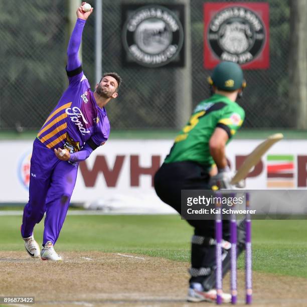 Andrew Ellis of Canterbury bowls during the Super Smash match between the Canterbury Kings and the Central Stags on December 22, 2017 in Rangiora,...