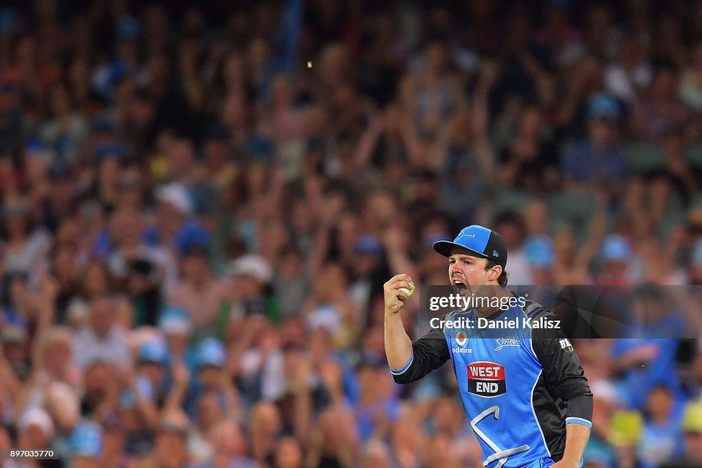 BBL - Strikers v Thunder