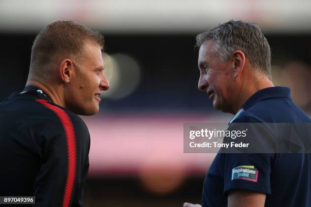 Josep Gombau of the Wanderers and Ernie Merrick of the Jets during the round 12 A-League match between the Newcastle Jets and the Western Sydney...