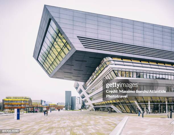 Wu Library Wu Wien Photos and Premium High Res Pictures - Getty Images
