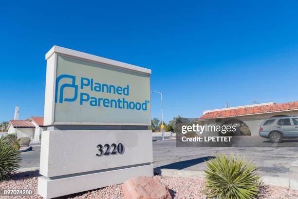 "I STAND WITH PLANNED PARENTHOOD" Yard Sign – 24x18 Corrugated Plastic, Full Color