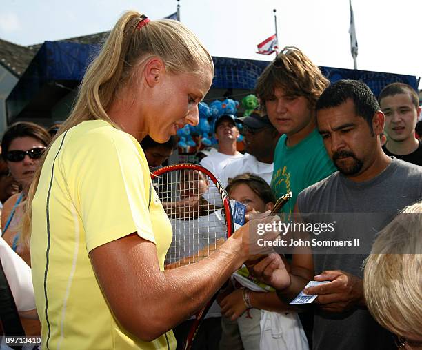 Elena Dementieva od Russia signs autographs at Kings Island at the Wester & Southern Financial WTA Tennis Championship at the Linder Tennis Center on...