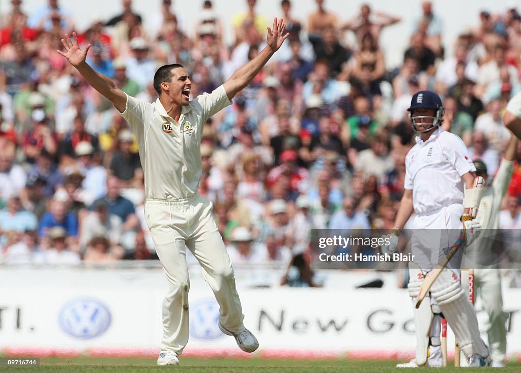 England v Australia - npower 4th Ashes Test: Day Three