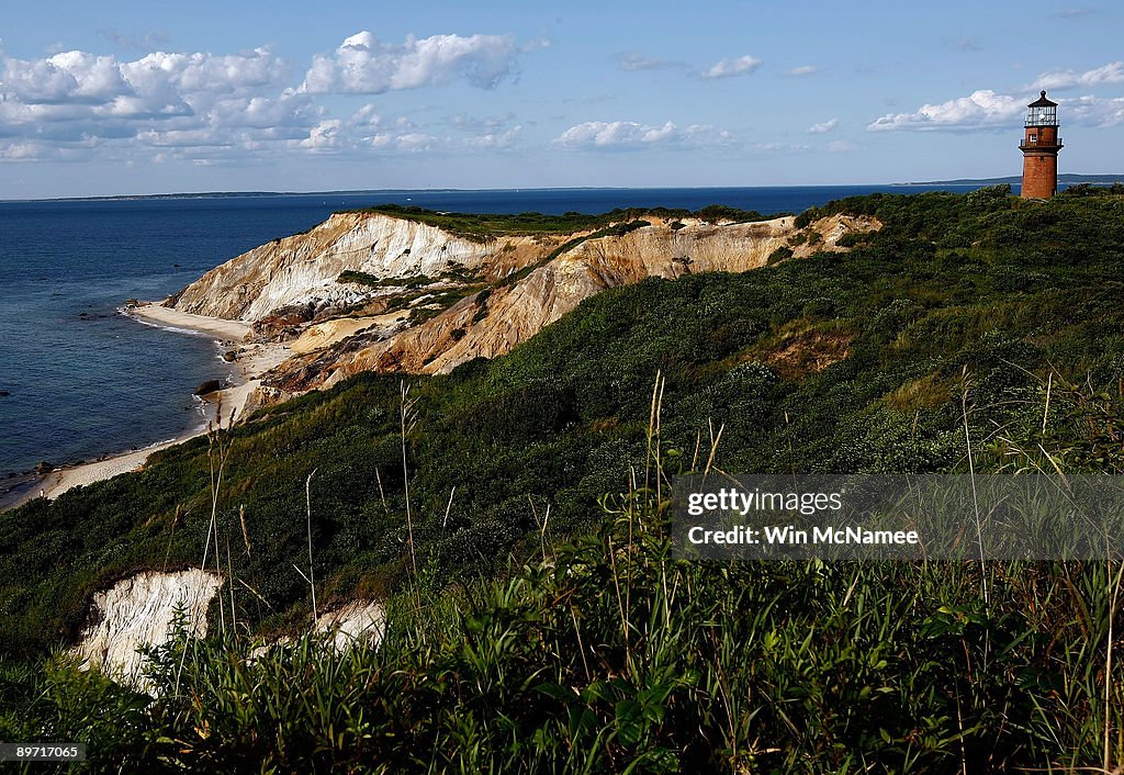 Obama Family To Spend Summer Vacation On Martha's Vineyard