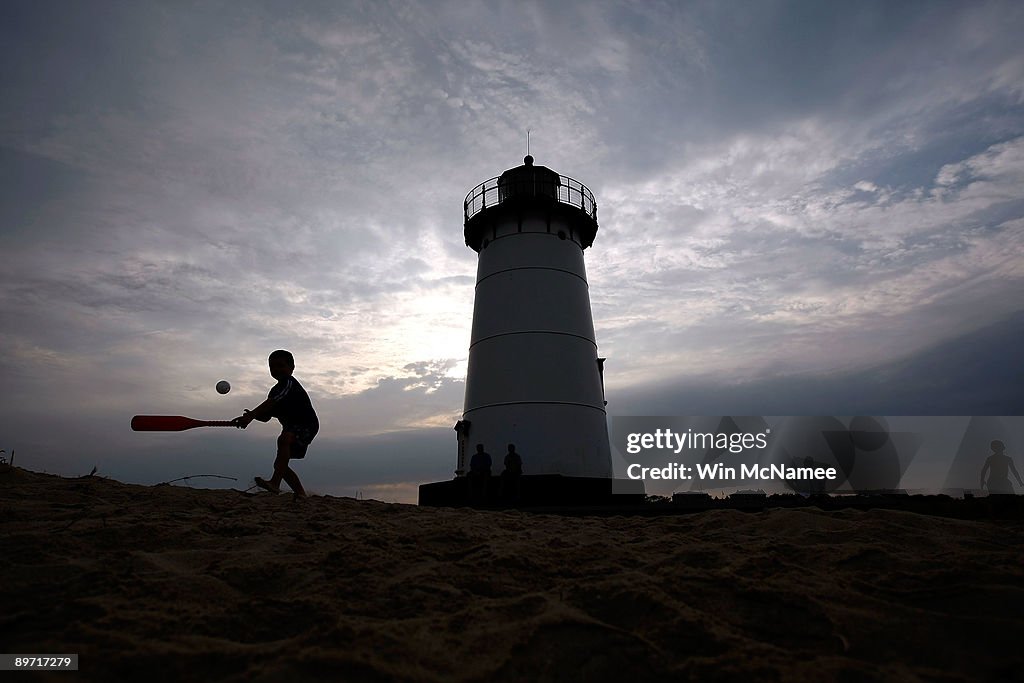 Obama Family To Spend Summer Vacation On Martha's Vineyard
