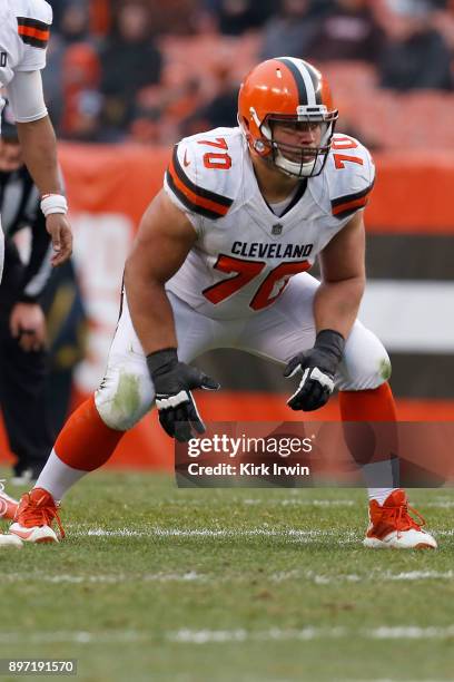 Kevin Zeitler of the Cleveland Browns prepares for the ball to be snapped during the game against the Baltimore Ravens at FirstEnergy Stadium on...