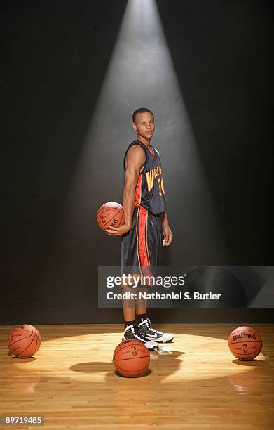 Stephen Curry of the Golden State Warriors poses during the 2009 NBA rookie portrait shoot at the MSG training facility August 9, 2009 in Tarrytown,...