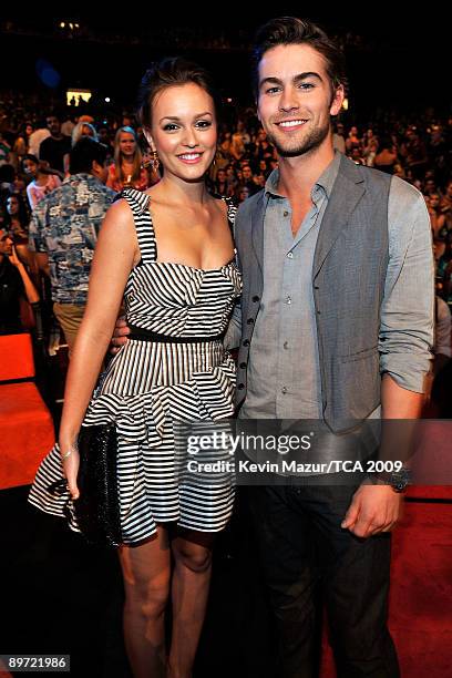 Actress Leighton Meester and actor Chace Crawford pose during the Teen Choice Awards 2009 held at the Gibson Amphitheatre on August 9, 2009 in...