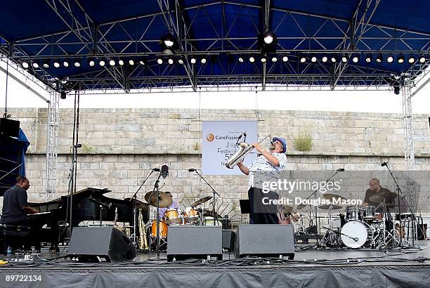 UsFive, James Weidman, Otis Brown, Joe Lovano, and Francisco Mela perform at George Wein's CareFusion Jazz Festival at Fort Adams State Park on...