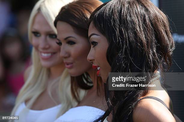 Personalities Nichole Cordova, Natalie Mejia and Chrystina Sayers arrive at the 2009 Teen Choice Awards held at Gibson Amphitheatre on August 9, 2009...