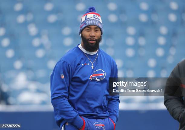 Joe Webb of the Buffalo Bills warms up before the start of NFL game action against the Miami Dolphins at New Era Field on December 17, 2017 in...