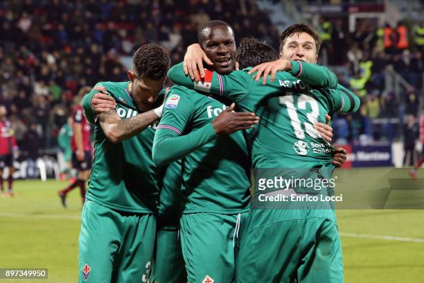 Khouma Babacar of FIorentina celebrates his goal 0-1 during the serie A match between Cagliari Calcio and ACF Fiorentina at Stadio Sant'Elia on...