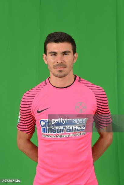 Steaua bucuresti goalkeeper hi-res stock photography and images