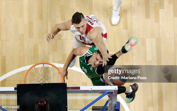 Nemanja Nedovic, #16 of Unicaja Malaga in action during the 2017/2018 Turkish Airlines EuroLeague Regular Season Round 14 game between Unicaja Malaga...