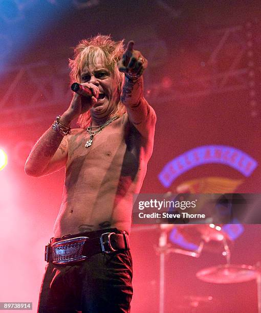 John Ward of Oliver/Dawson Saxon performs on stage on the second day of the Bulldog Bash festival at Avon Park Raceway on August 7, 2009 in Long...