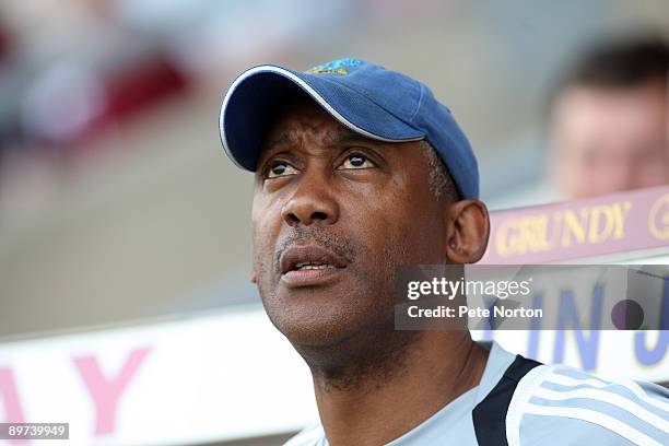 Macclesfield Town manager Keith Alexander during the Coca Cola League Two Match between Northampton Town and Macclesfield Town held on August 8, 2009...