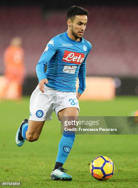 Adam Ounas of SSC Napoli in action during the TIM Cup match between SSC Napoli and Udinese Calcio at Stadio San Paolo on December 19, 2017 in Naples,...