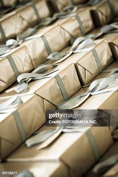 wedding guest gifts - wedding guest gifts stock pictures, royalty-free photos & images