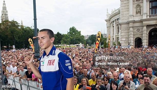 Jorge Lorenzo of Spain and Fiat Yamaha Team smiles in front of the crowd during the MotoGP pre-event in Wiener Ringstrasse in Wien on August 12, 2009...