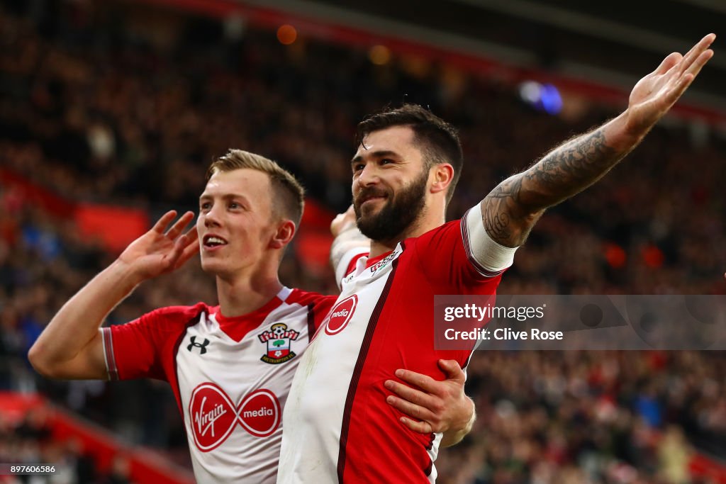 Southampton v Huddersfield Town - Premier League