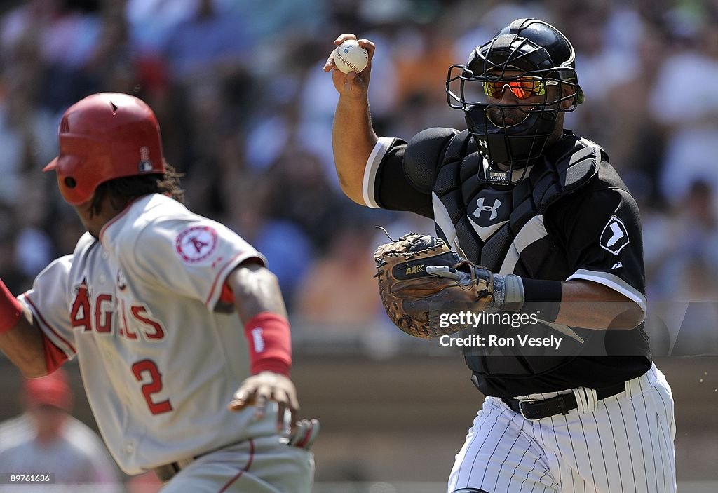 Los Angeles Angels v Chicago White Sox