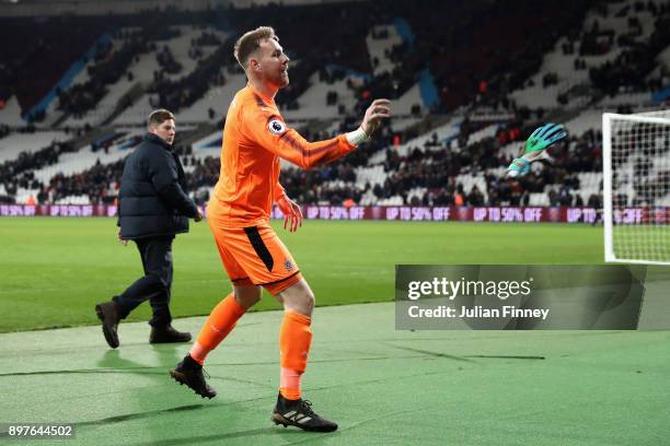 Robert Elliot of Newcastle United celebrates after the full time whistle during the Premier League match between West Ham United and Newcastle United...