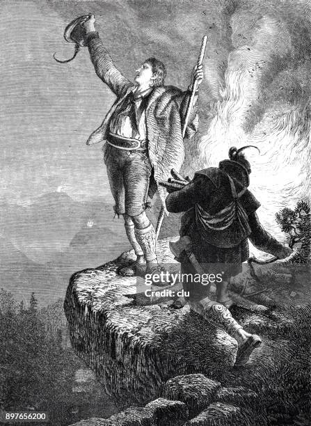 ilustraciones, imágenes clip art, dibujos animados e iconos de stock de hombres celebrando el el fuego del solsticio en el wendelstein - solsticio-de-invierno