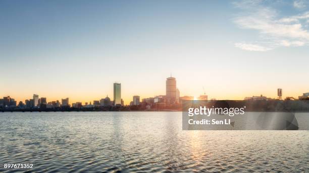boston cityscape, skyline - boston massachusetts stock-fotos und bilder
