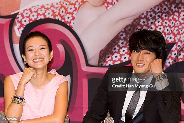 Actress Zhang Ziyi and actor So Ji-Sub attend the "Sophie's Revenge" press conference at Shilla Hotel on August 13, 2009 in Seoul, South Korea. The...