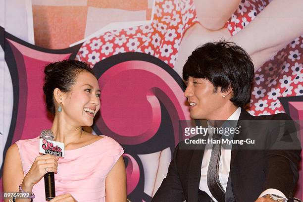 Actress Zhang Ziyi and actor So Ji-Sub attend the "Sophie's Revenge" press conference at Shilla Hotel on August 13, 2009 in Seoul, South Korea. The...