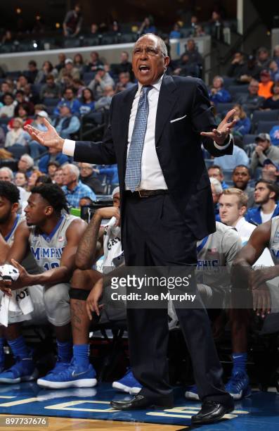 Tubby Smith, head coach of the Memphis Tigers reacts from the bench against the Loyola-Maryland Greyhounds on December 23, 2017 at FedExForum in...