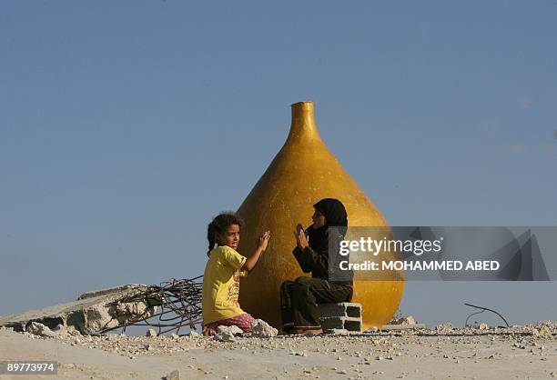 Samuni Al Samuni Photos and Premium High Res Pictures - Getty Images