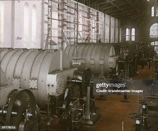 The ammonia scrubber. The municipal gasworks were built from 1896 to 1899 in Simmering. Vienna, 11th district. Hand-colored lantern slide. Around...