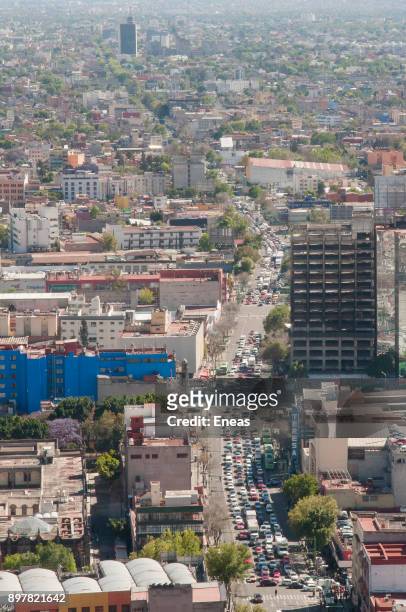 vista aérea de la ciudad de méxico - vista aérea stock pictures, royalty-free photos & images