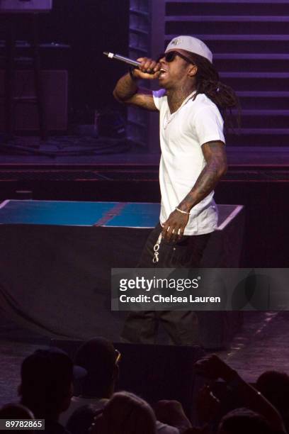 Rapper Lil Wayne aka Dwayne Michael Carter Jr. Performs at the Gibson Amphitheatre on August 13, 2009 in Universal City, California.