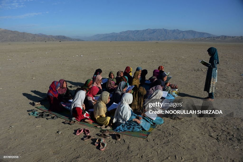 TOPSHOT-AFGHANISTAN-EDUCATION-CHILDREN-SCHOOL
