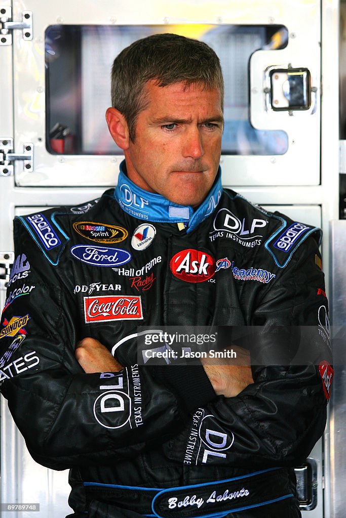 Michigan 400 - Practice