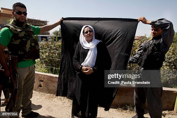 Frozan Hatami Frozan Fana Photos and Premium High Res Pictures - Getty Images