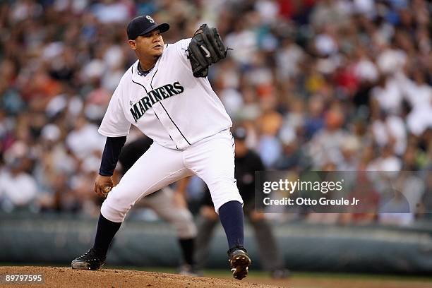 Felix Hernandez of the Seattle Mariners pitches during the game against the Chicago White Sox on August 12, 2009 at Safeco Field in Seattle,...