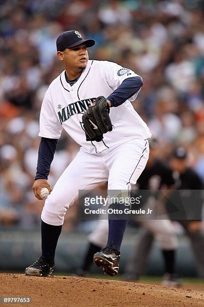 Felix Hernandez of the Seattle Mariners pitches during the game against the Chicago White Sox on August 12, 2009 at Safeco Field in Seattle,...