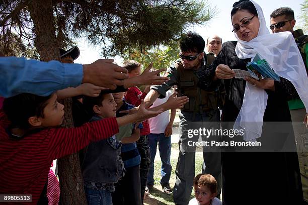 Frozan Hatami 17 Frozan Fana Stock Photos, High-Res Pictures, and Images - Getty Images