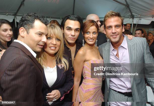 Gustavo Arango, Ednita Nazario, Shalim, Dayanara Torres and Carlos Ponce