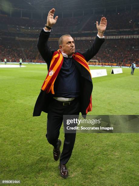 Coach Fatih Terim of Galatasaray during the Turkish Super lig match between Galatasaray v Goztepe at the Turk Telekom Stadium on December 24, 2017 in...