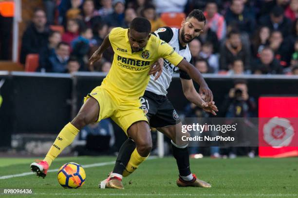 Bakambu, Martin Montoya during the match between Valencia CF against Villarreal CF , week 17 of La Liga 2017/18 at Mestalla stadium, Valencia, SPAIN...