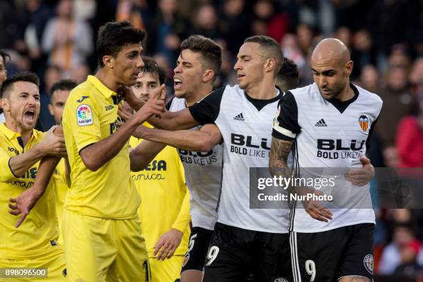 Rodrigo, Gabriel Paulista, Rodrigo Moreno, Simone Zaza during the match between Valencia CF against Villarreal CF , week 17 of La Liga 2017/18 at...