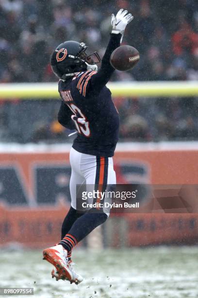 Kendall Wright of the Chicago Bears attempts to catch the football in the second quarter against the Cleveland Browns at Soldier Field on December...