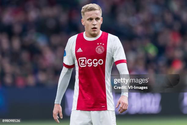 Donny van de Beek of Ajax during the Dutch Eredivisie match between Ajax Amsterdam and Willem II Tilburg at the Amsterdam Arena on December 24, 2017...