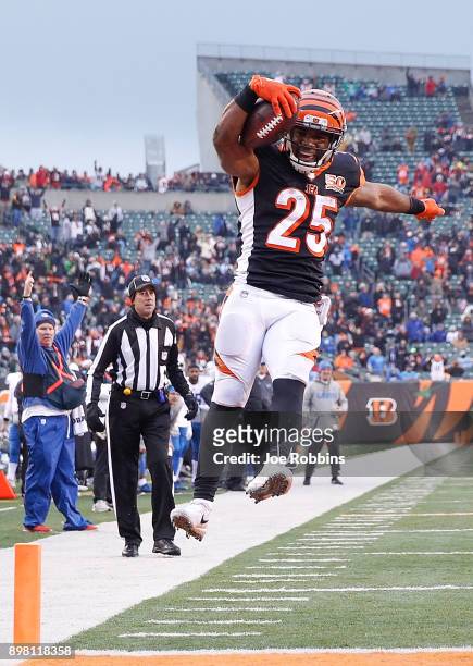 Giovani Bernard of the Cincinnati Bengals jumps into the endzone for a touchdown against the Detroit Lions during the second half at Paul Brown...