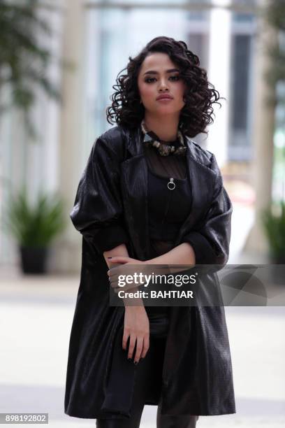 Wizzy Serial 31 Wizzy Stock Photos, High-Res Pictures, and Images - Getty Images